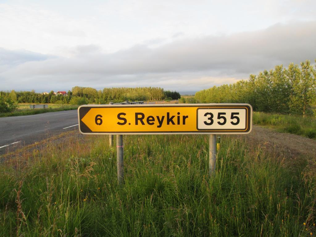 Arbakki Farmhouse Lodge Reykholt  Szoba fotó